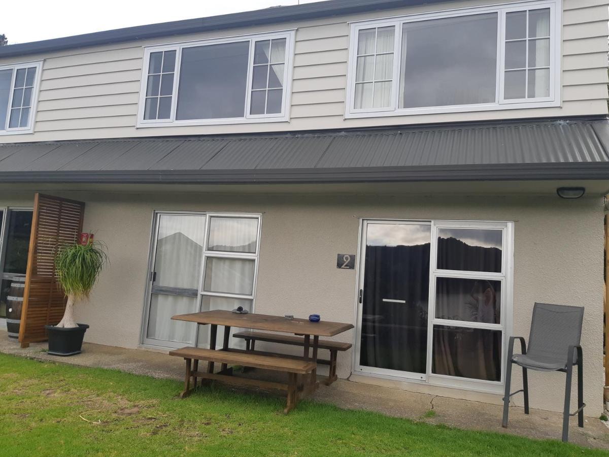 Sunseeker Lodge Whangaroa Buitenkant foto